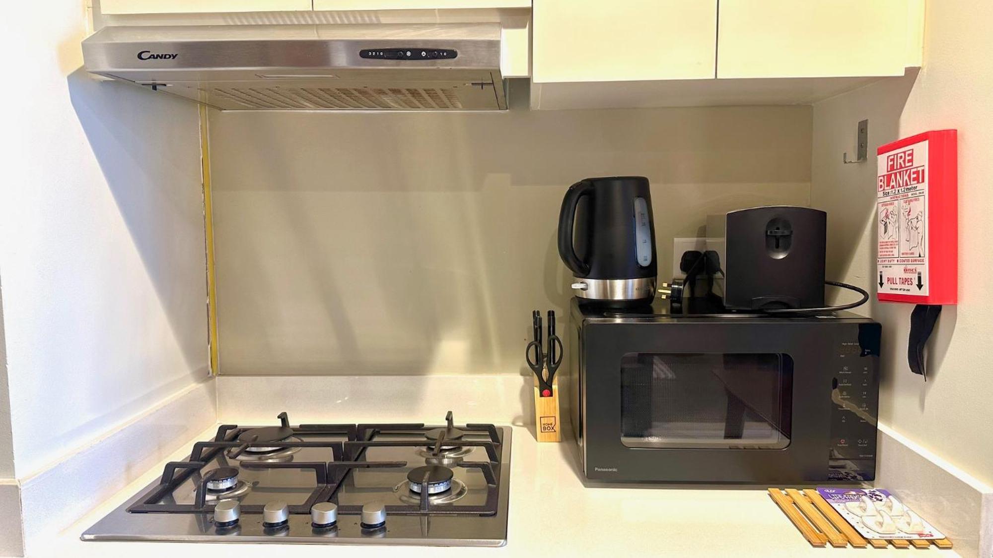 Sleek & Spacious 2br In Damac Vera, Business Bay By Bhavan Dubai