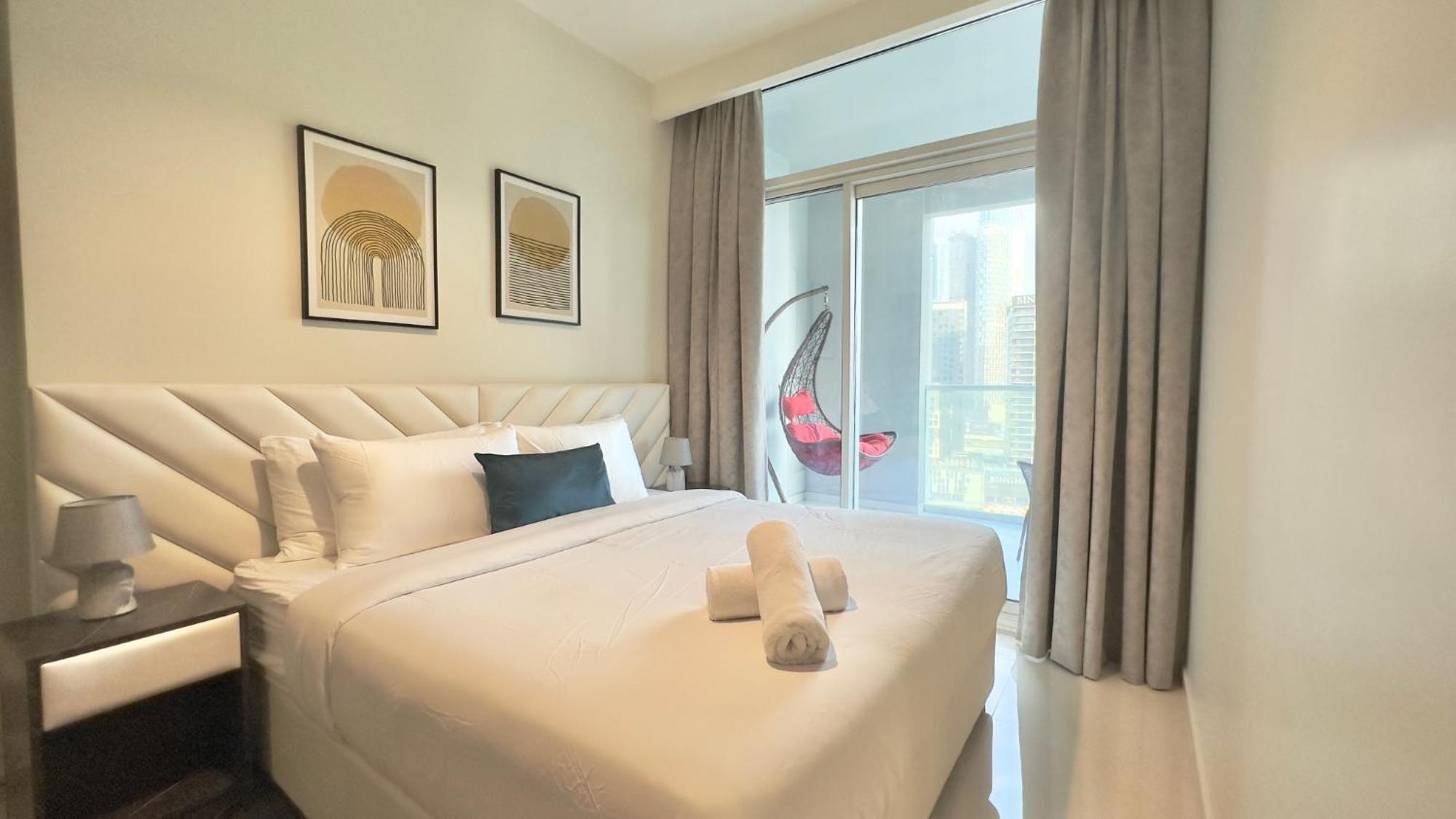 Sleek & Spacious 2br In Damac Vera, Business Bay By Bhavan Apartment