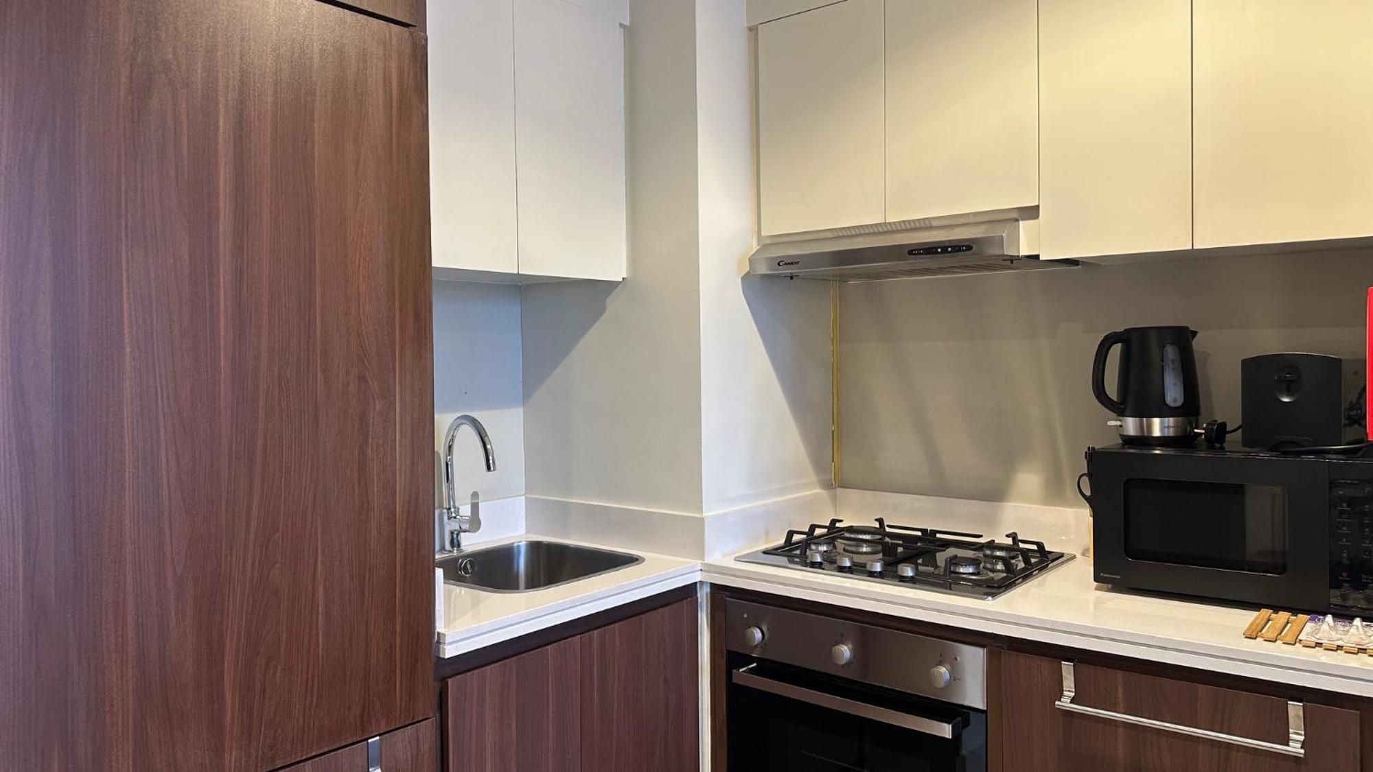 Sleek & Spacious 2br In Damac Vera, Business Bay By Bhavan Apartment